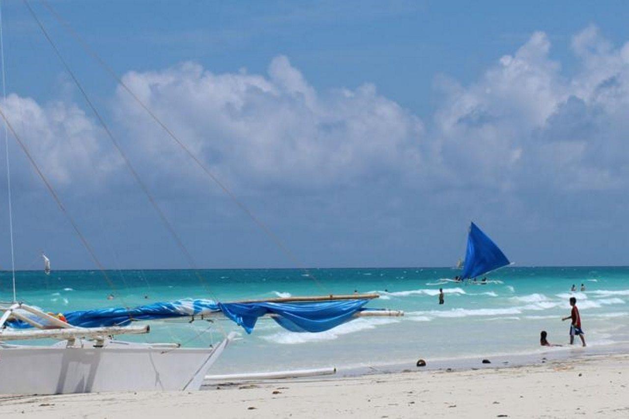 Balabag  Seabird International Resort מראה חיצוני תמונה